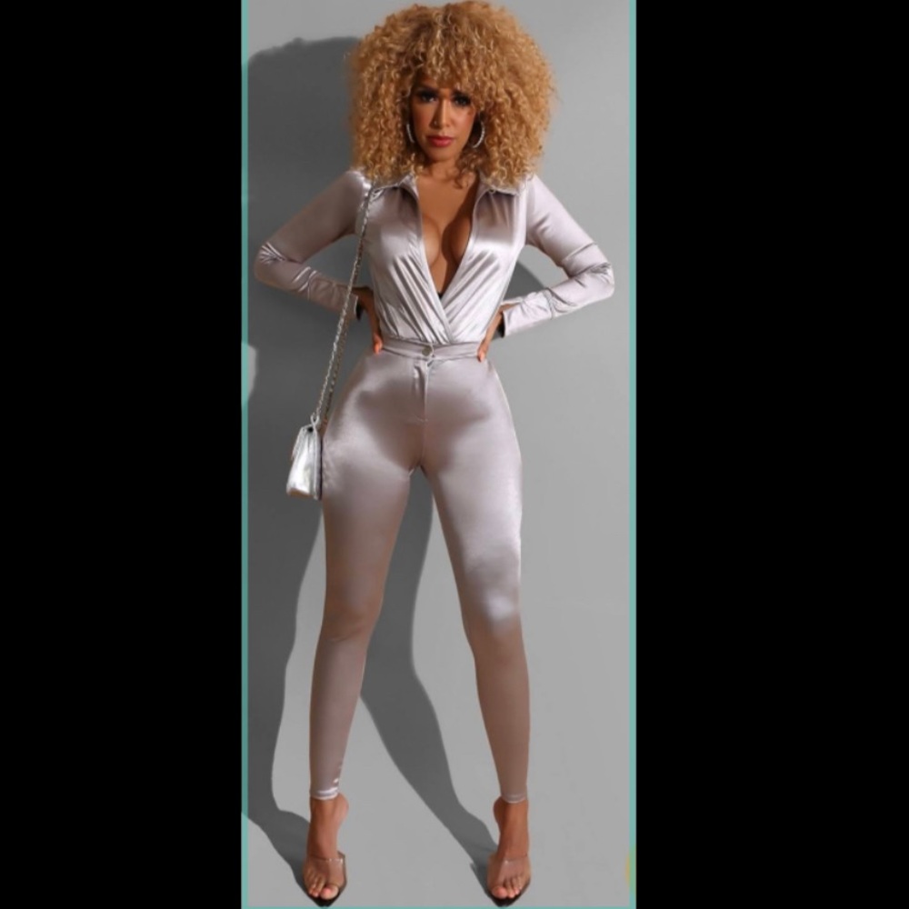 Grey/ Silver - Deep V-neck Solid Color Satin Long Sleeved Pant Suits